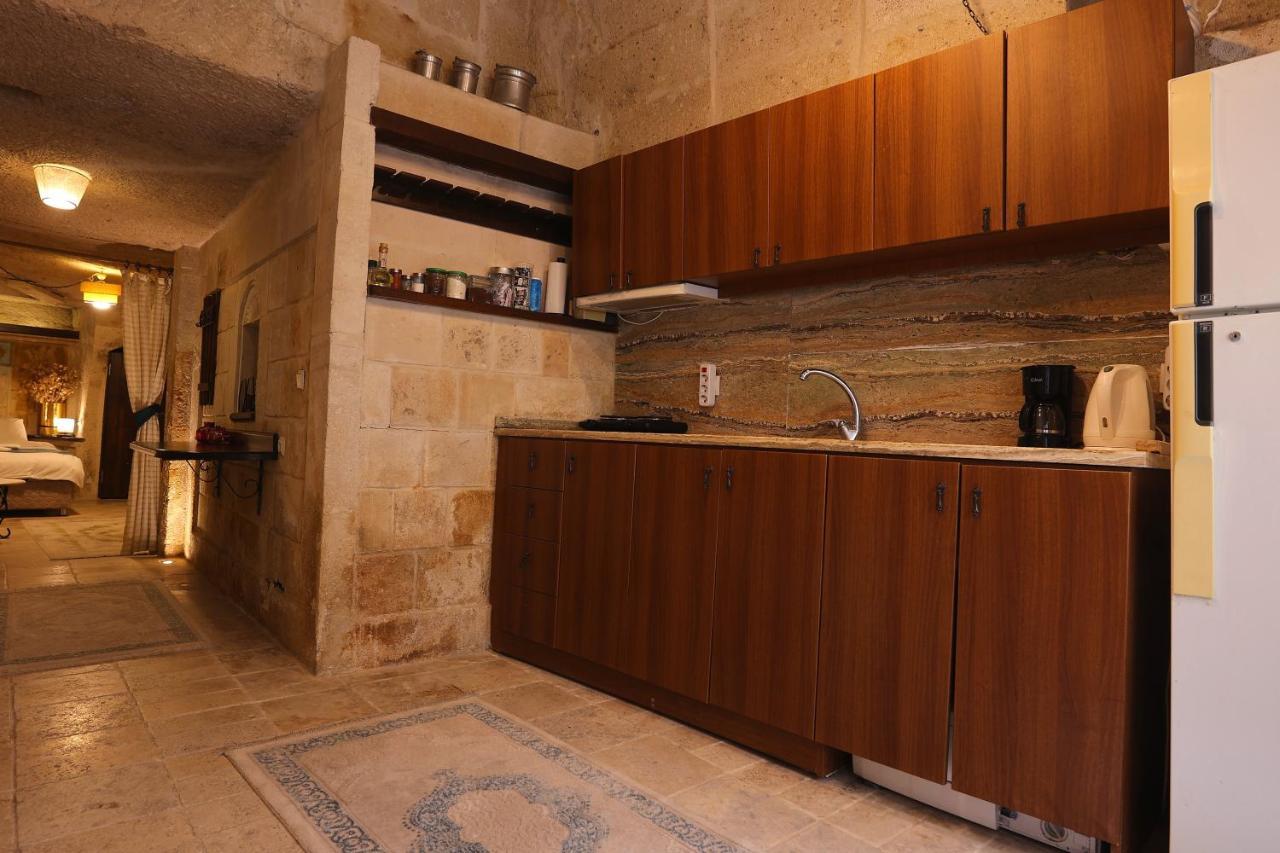 Adelya Cave Hotel Apartments Goreme Exterior photo